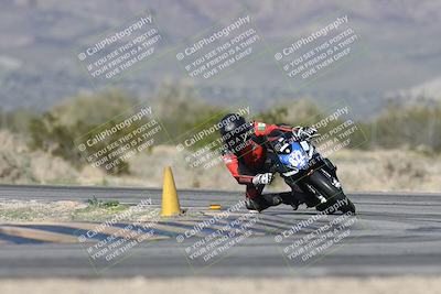 media/Jan-15-2026-Racers Edge (Thu) [[dfebeb70ab]]/2-A Group/Session 5 (Turn 5)/